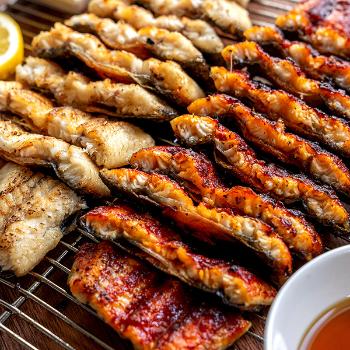 이프로마켓 국산 자포니카 민물장어1kg(손질후600g내외)