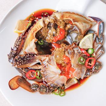 덕이네 30년 전통 산청할매 국내산 암꽃게장1통(3kg)
