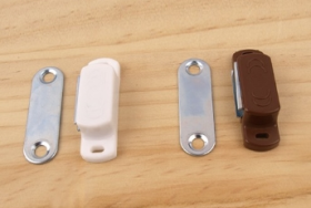 [철물박사] 가구캣치 자석 빠찌링 6K 밤색 50×17mm